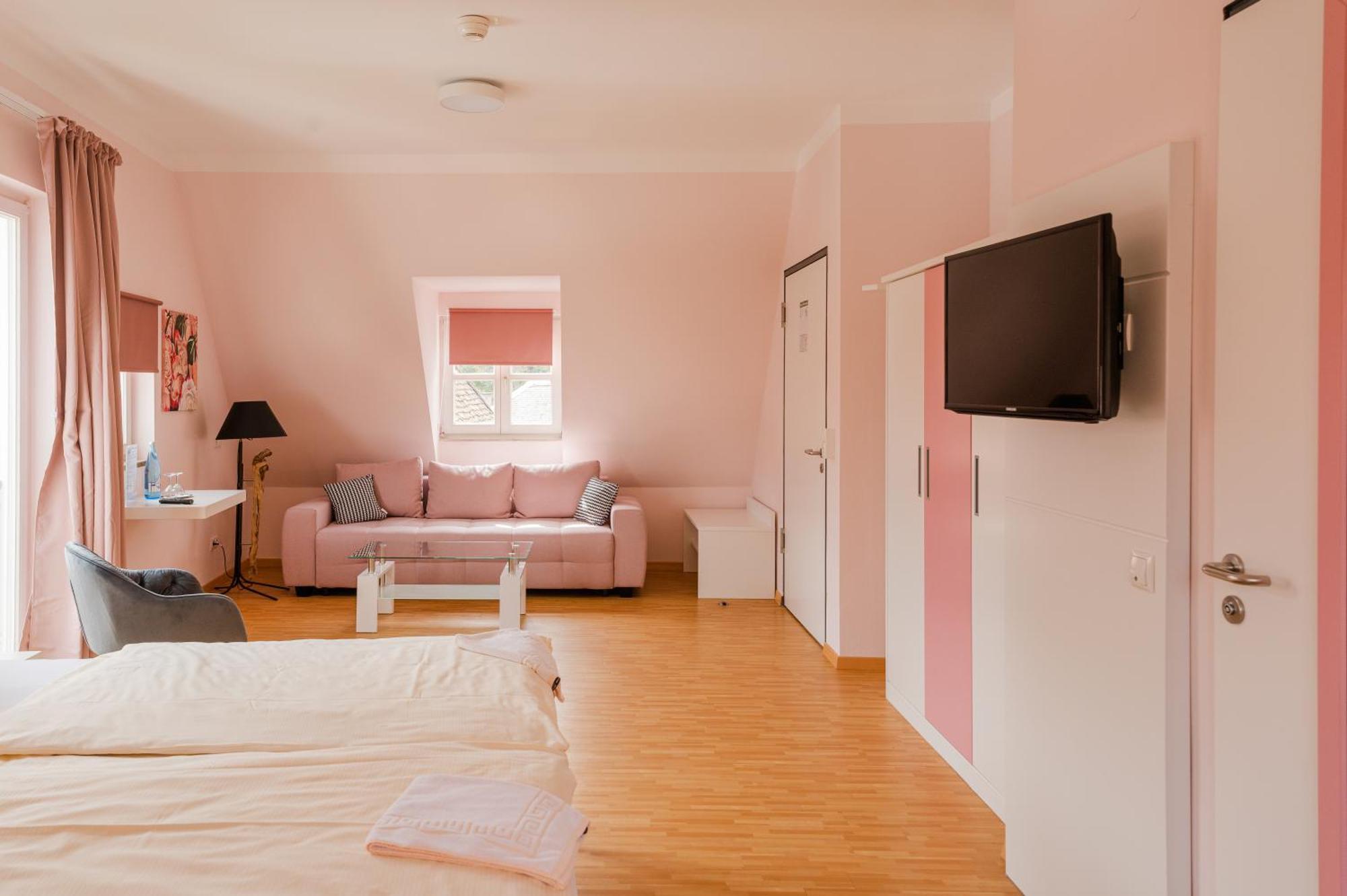 Hotel & Cafe Ritter Von Boehl Deidesheim Ngoại thất bức ảnh
