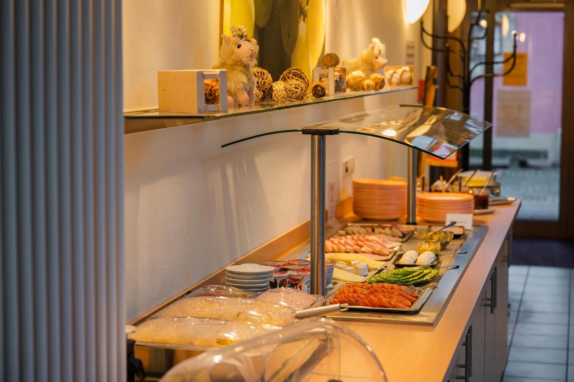 Hotel & Cafe Ritter Von Boehl Deidesheim Ngoại thất bức ảnh