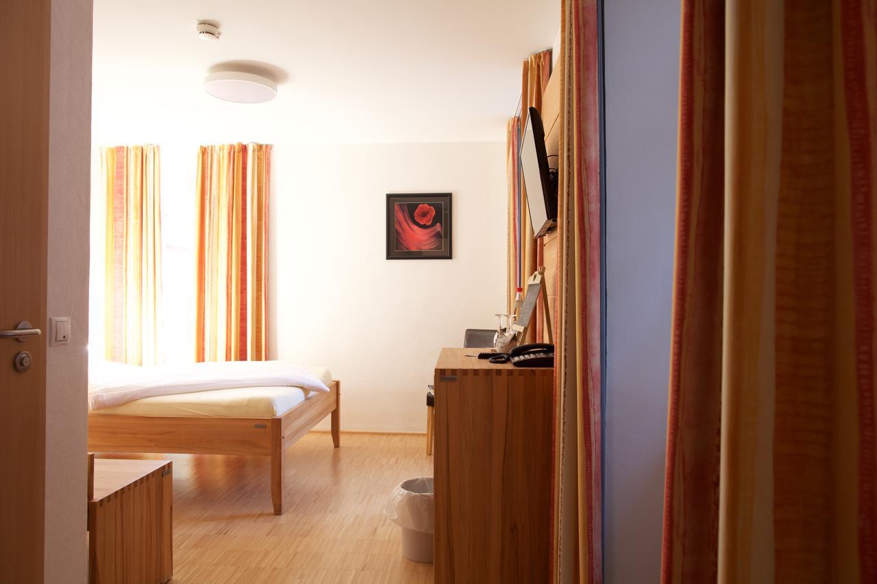 Hotel & Cafe Ritter Von Boehl Deidesheim Ngoại thất bức ảnh