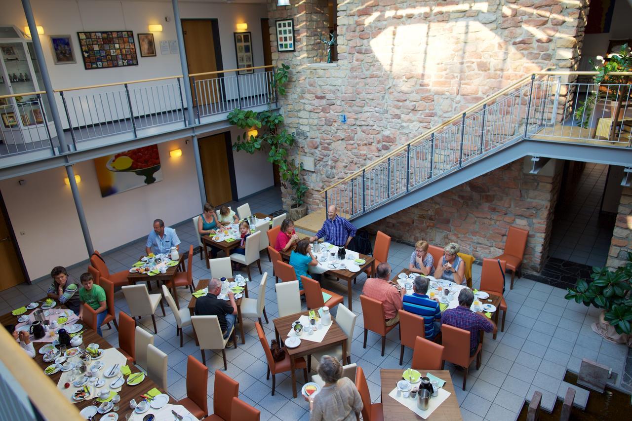 Hotel & Cafe Ritter Von Boehl Deidesheim Ngoại thất bức ảnh