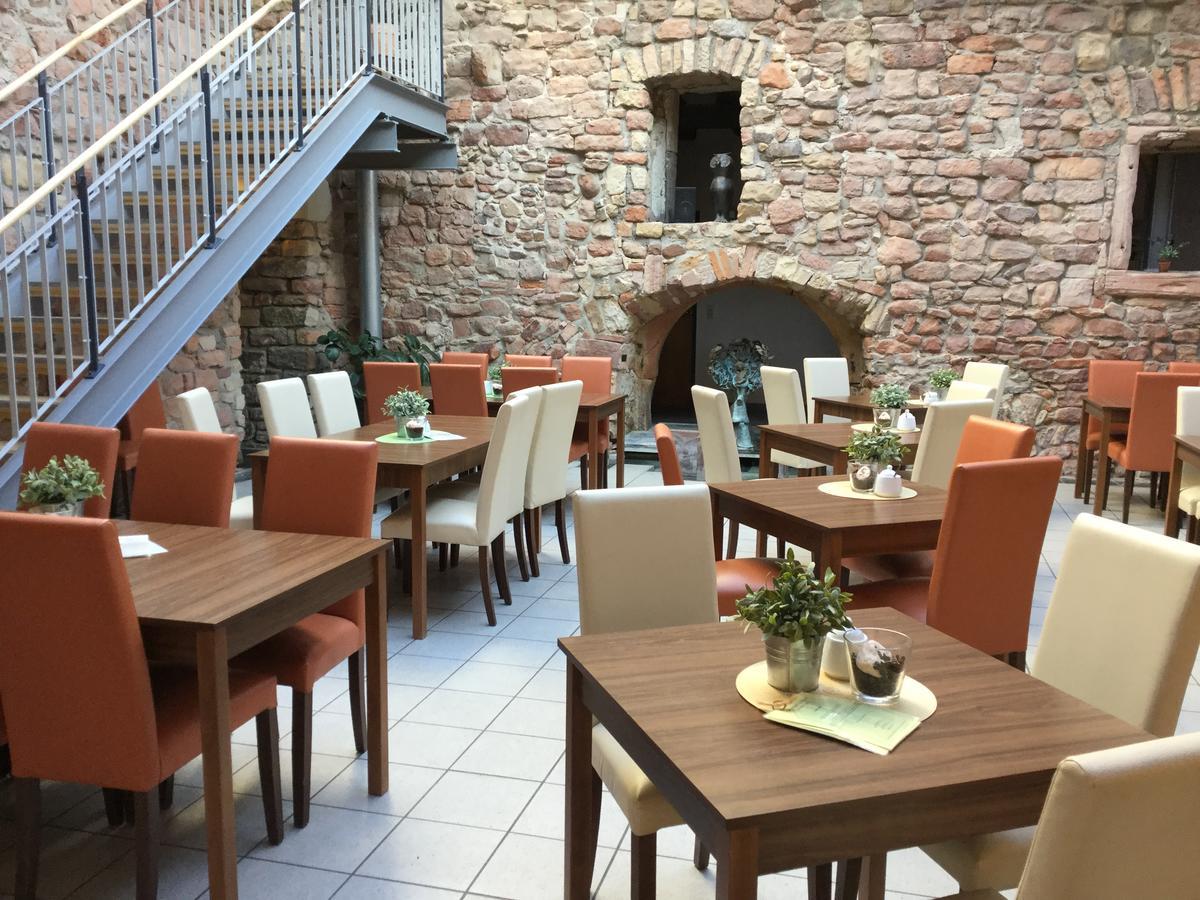 Hotel & Cafe Ritter Von Boehl Deidesheim Ngoại thất bức ảnh